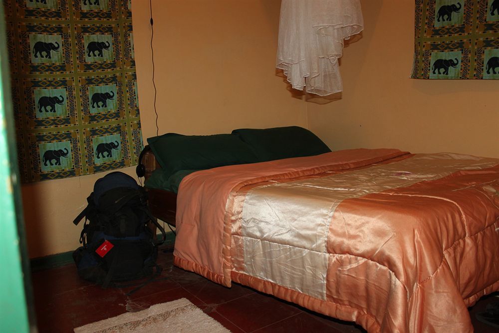 Zinga Backpackers Hotel Livingstone Kültér fotó